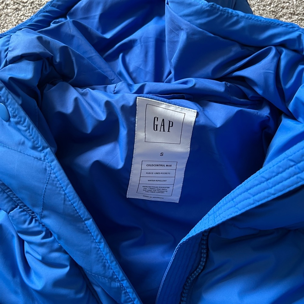 Gap Puffer Jacket - image 2